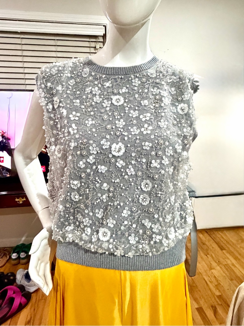 Marled Gray Floral Sequin Sleeveless sweater/ knit tank